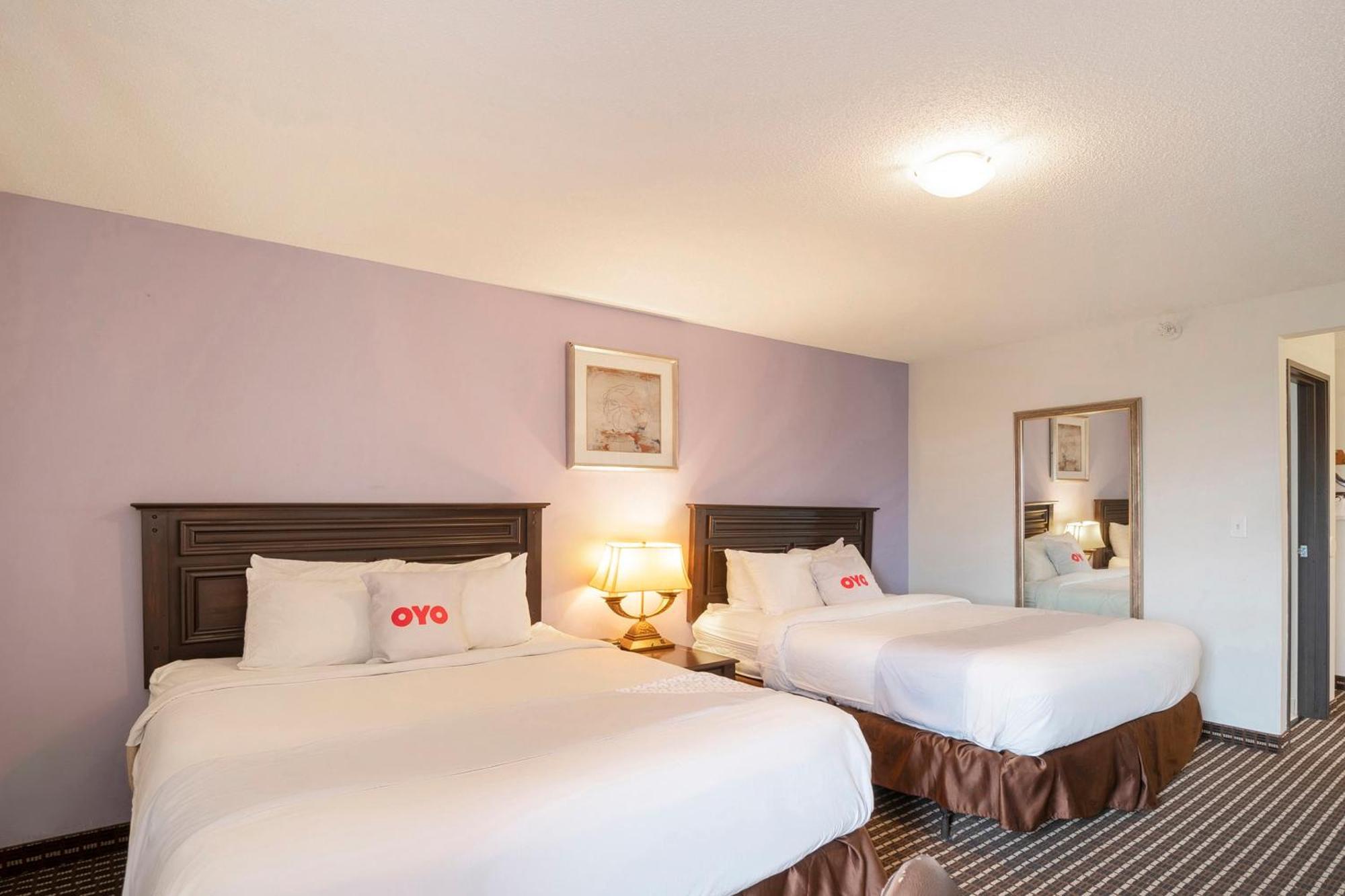 מלון Oyo Townhouse Houston Airport North מראה חיצוני תמונה