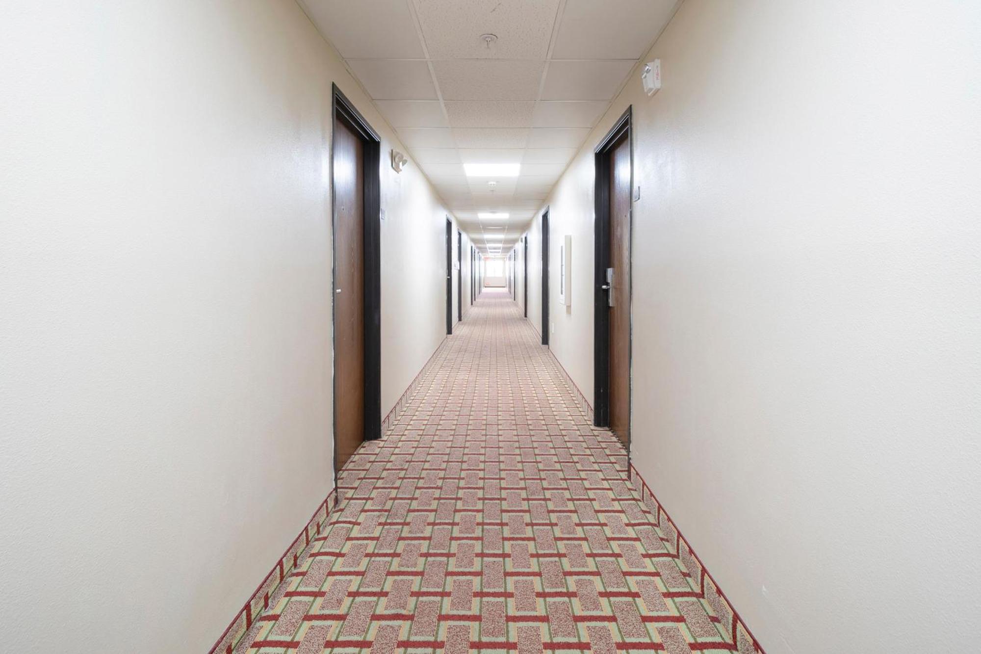 מלון Oyo Townhouse Houston Airport North מראה חיצוני תמונה